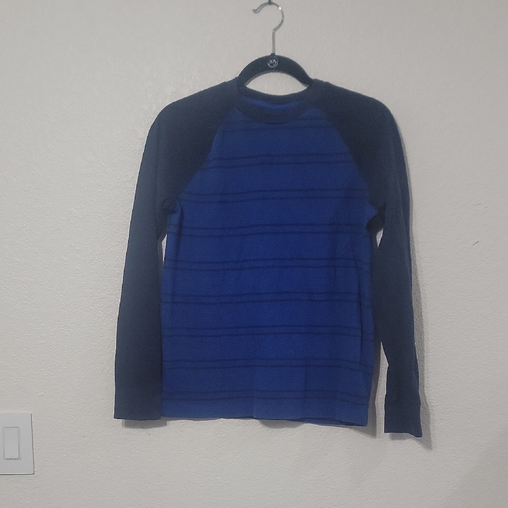 Urban Pipeline Men's Navy and Black Crewneck Sweater